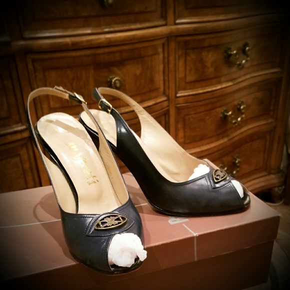 Masareti Shoes - VINTAGE  ITALIAN PUMPS